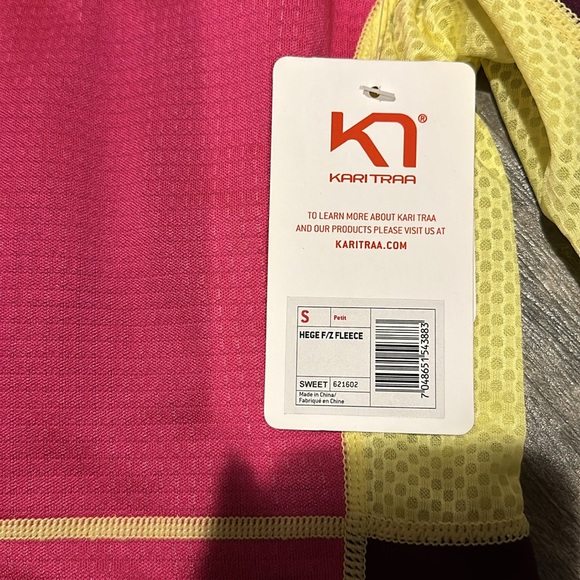 Kari Traa zip front athletic jacket. NWT. - Picture 3 of 7